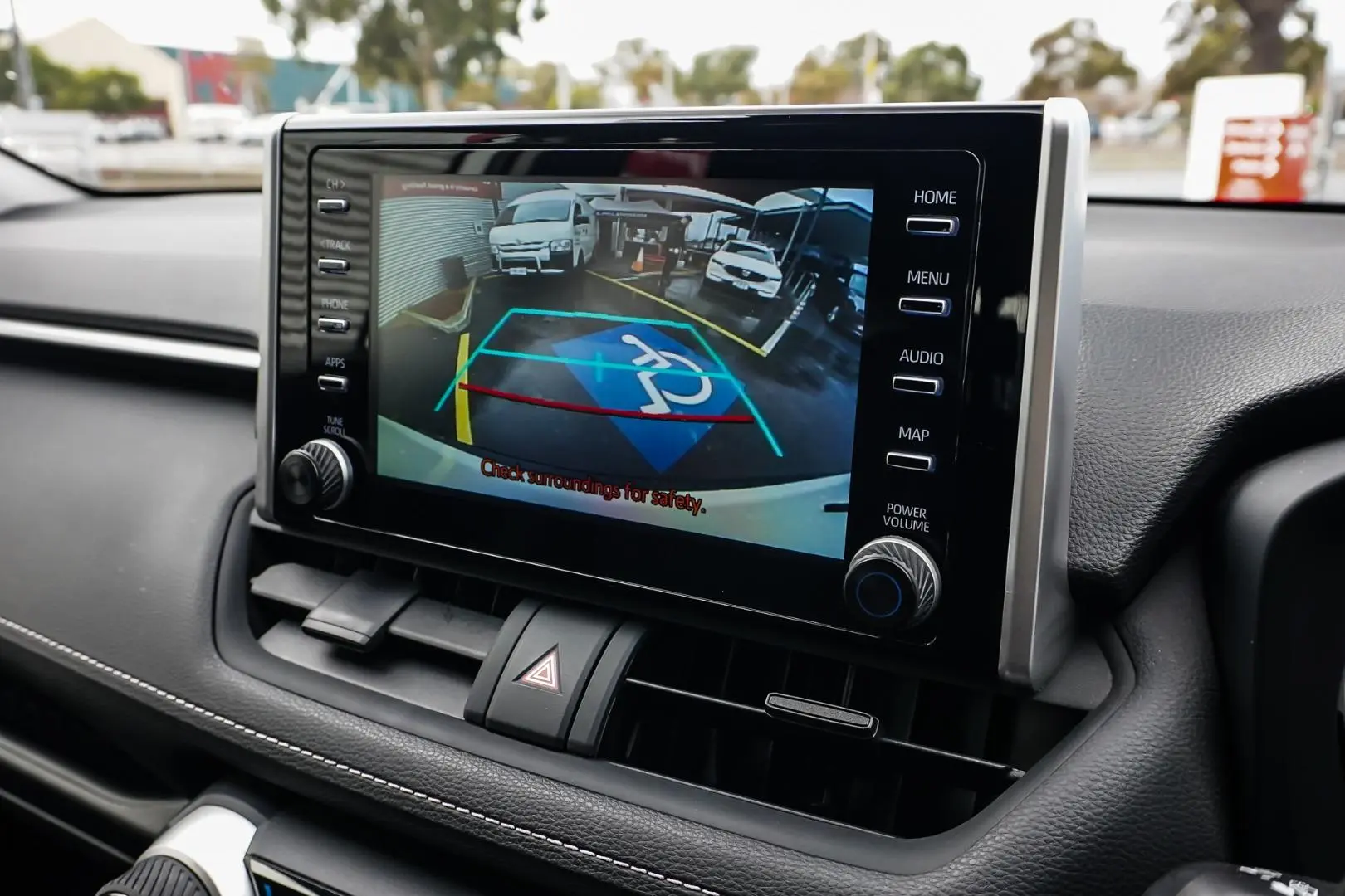 2022 Toyota RAV4 Gallery Image 23