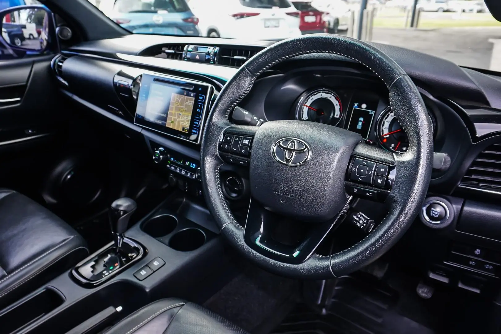 2019 Toyota Hilux Gallery Image 6