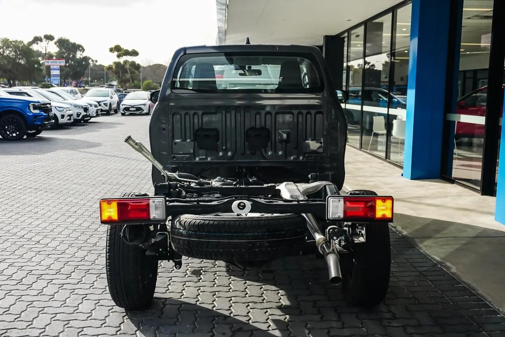 2023 Toyota Hilux Gallery Image 6