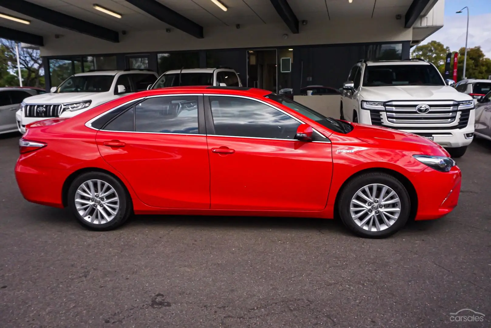 2016 Toyota Camry Image 3