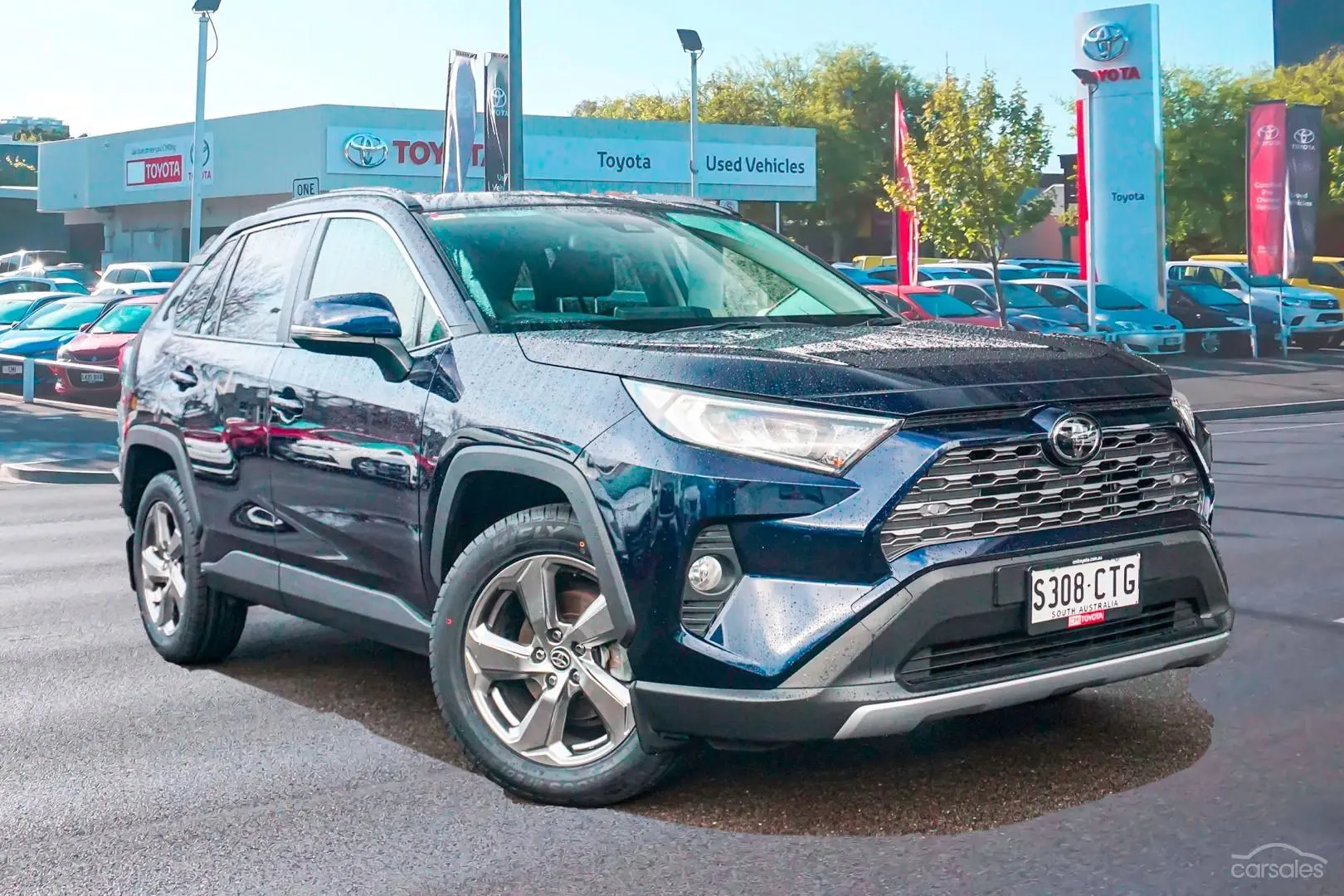 2021 Toyota RAV4 Image 1