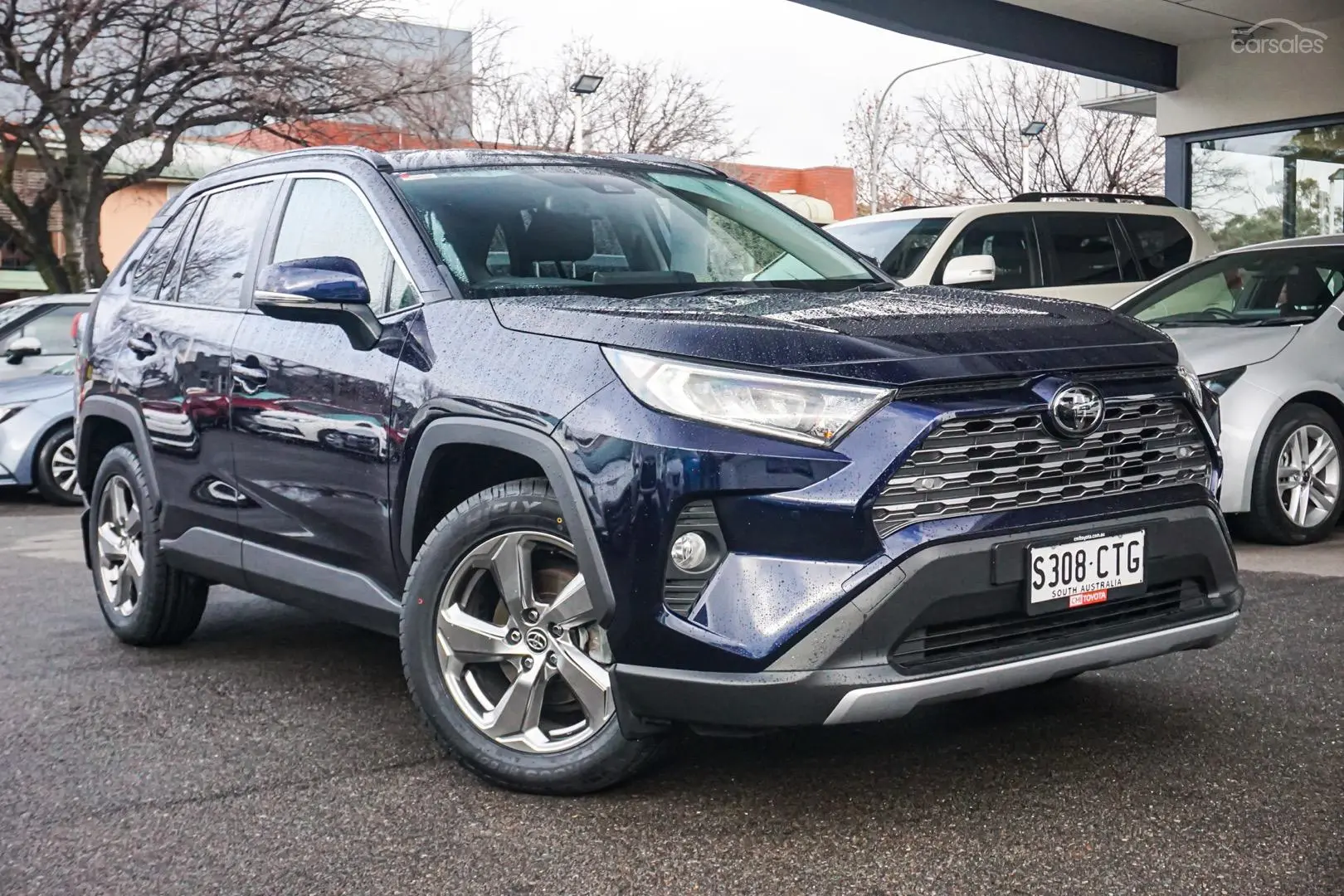 2021 Toyota RAV4 Image 2