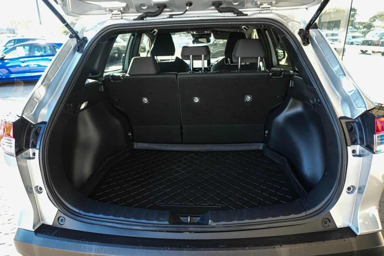 2023 Toyota Corolla Cross Gallery Image 11
