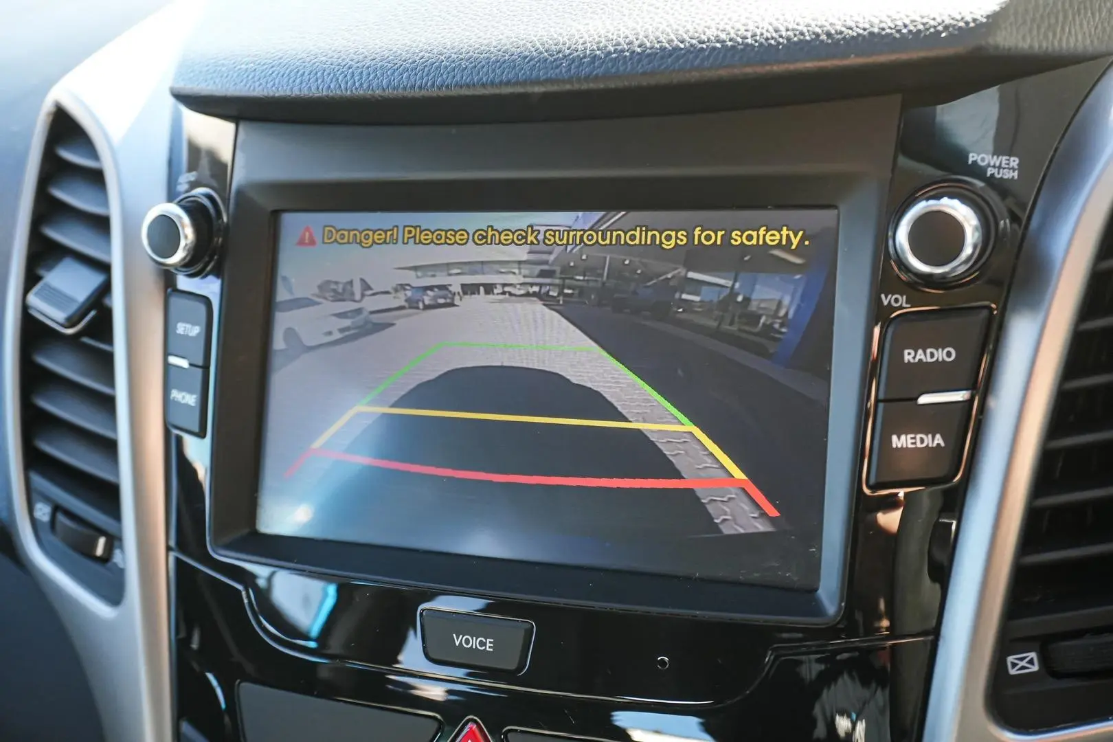 2016 Hyundai i30 Gallery Image 22