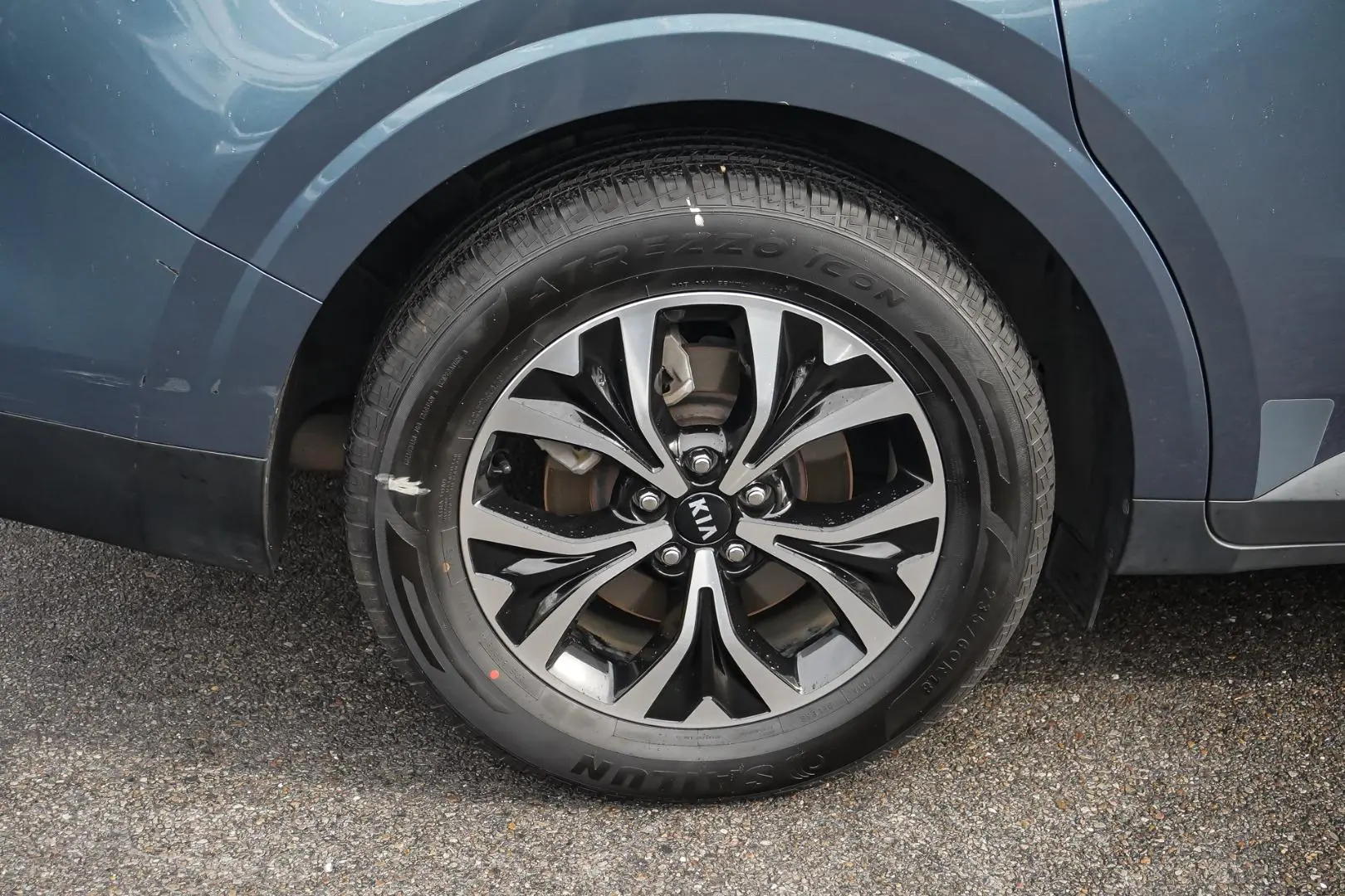 2021 Kia Carnival Gallery Image 16