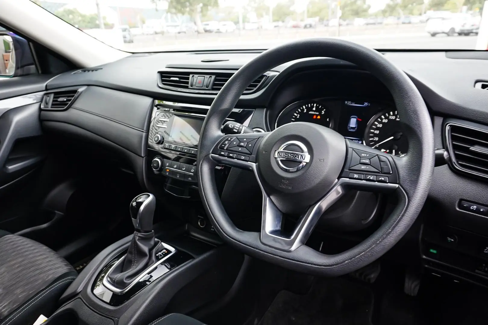 2019 Nissan X-TRAIL Gallery Image 7