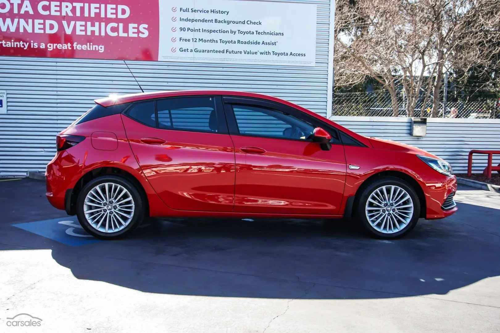 2017 Holden Astra Image 3