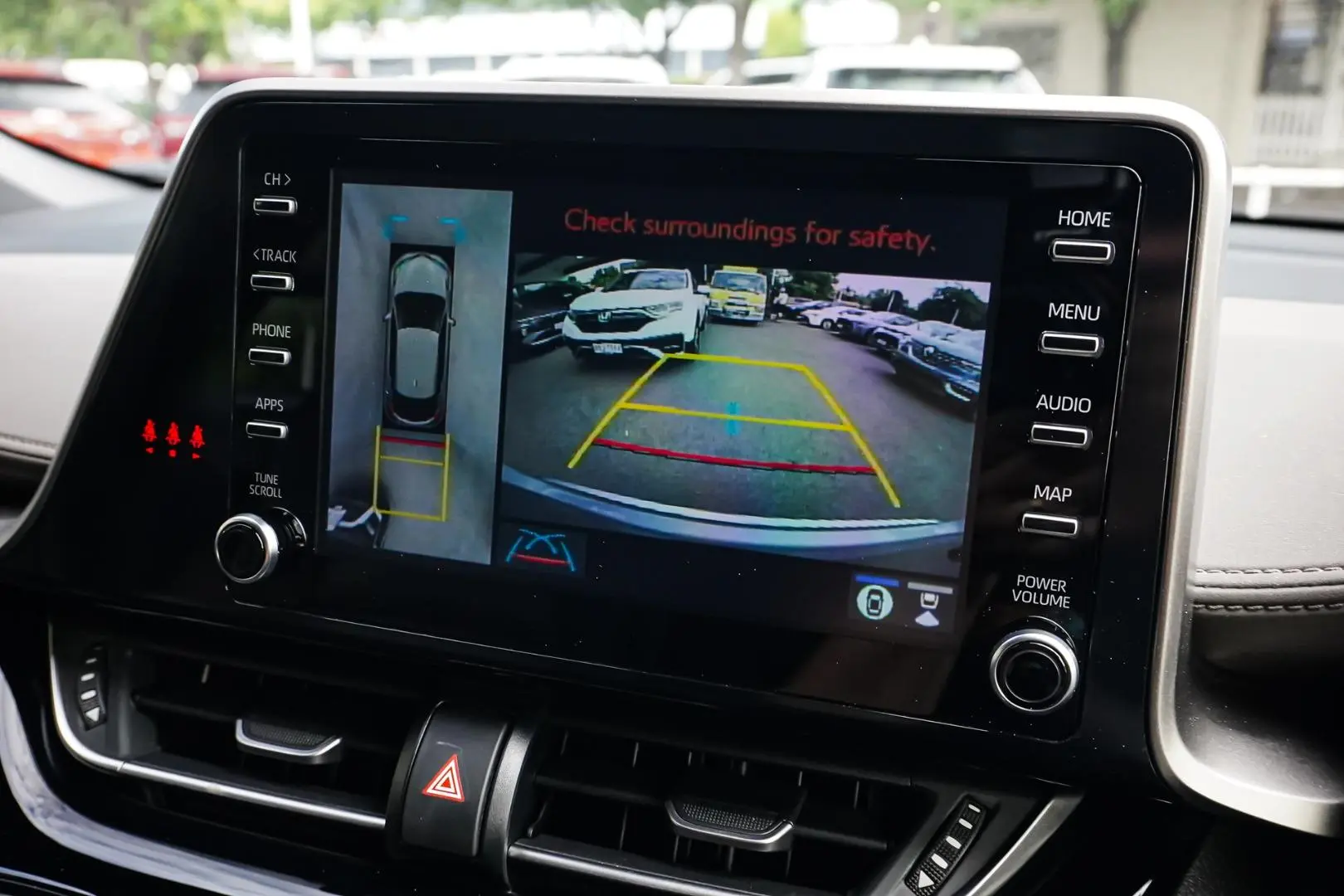 2023 Toyota C-HR Gallery Image 25