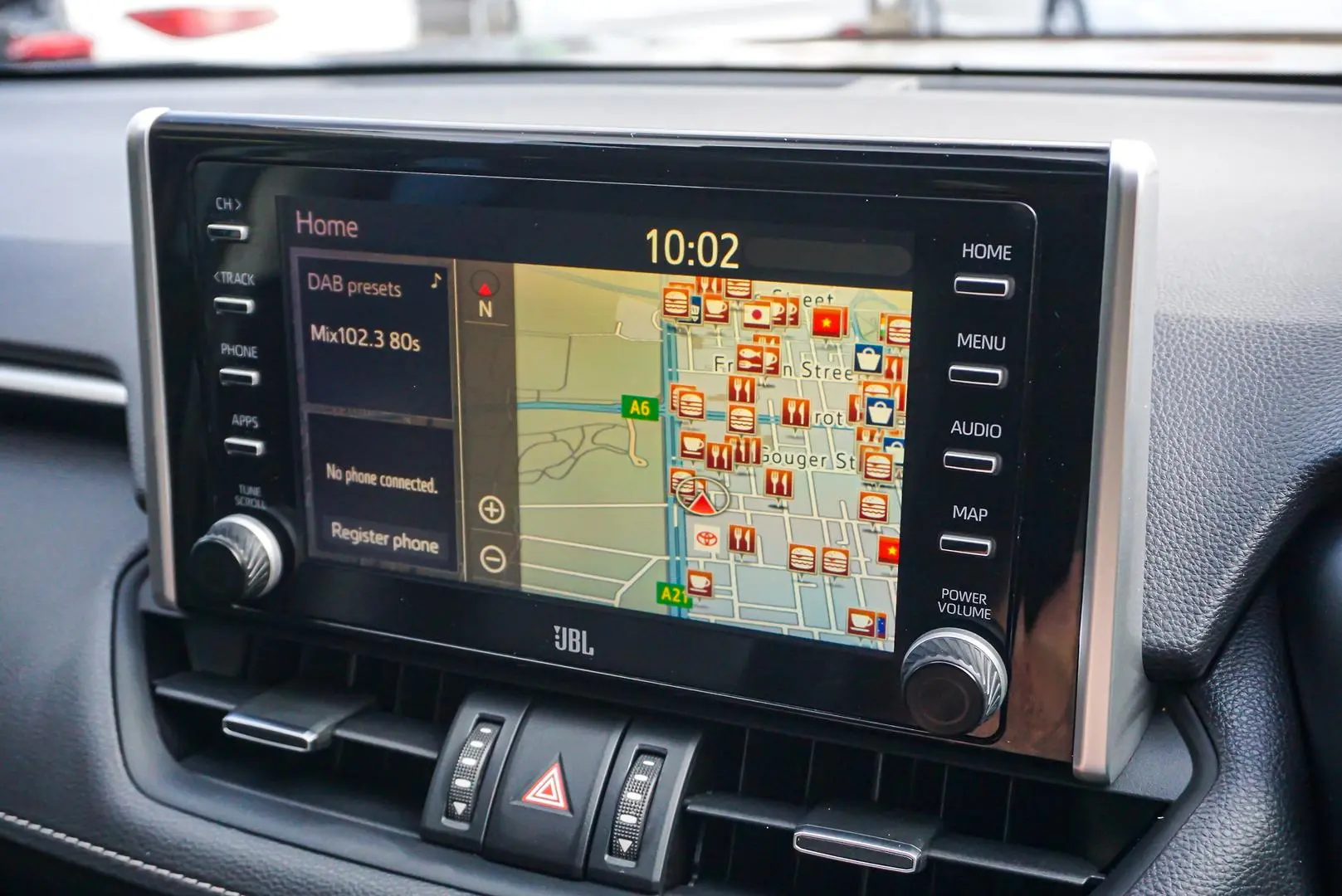 2020 Toyota RAV4 Gallery Image 24