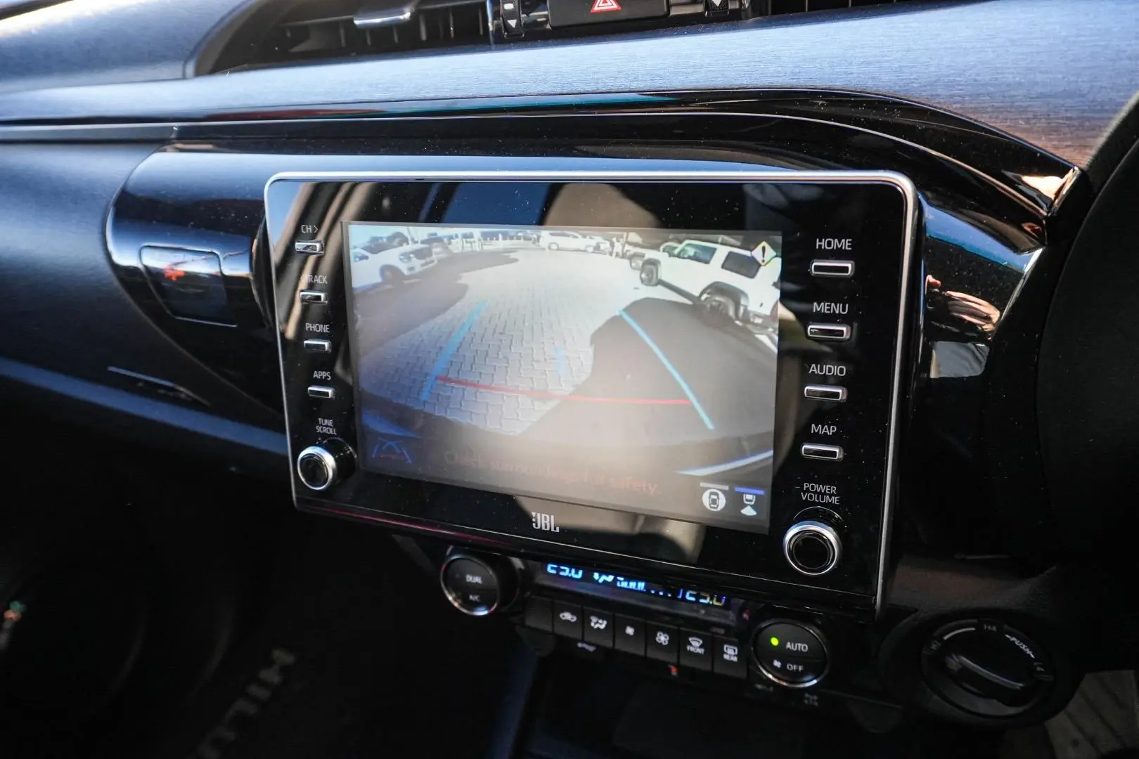 2024 Toyota Hilux Gallery Image 22