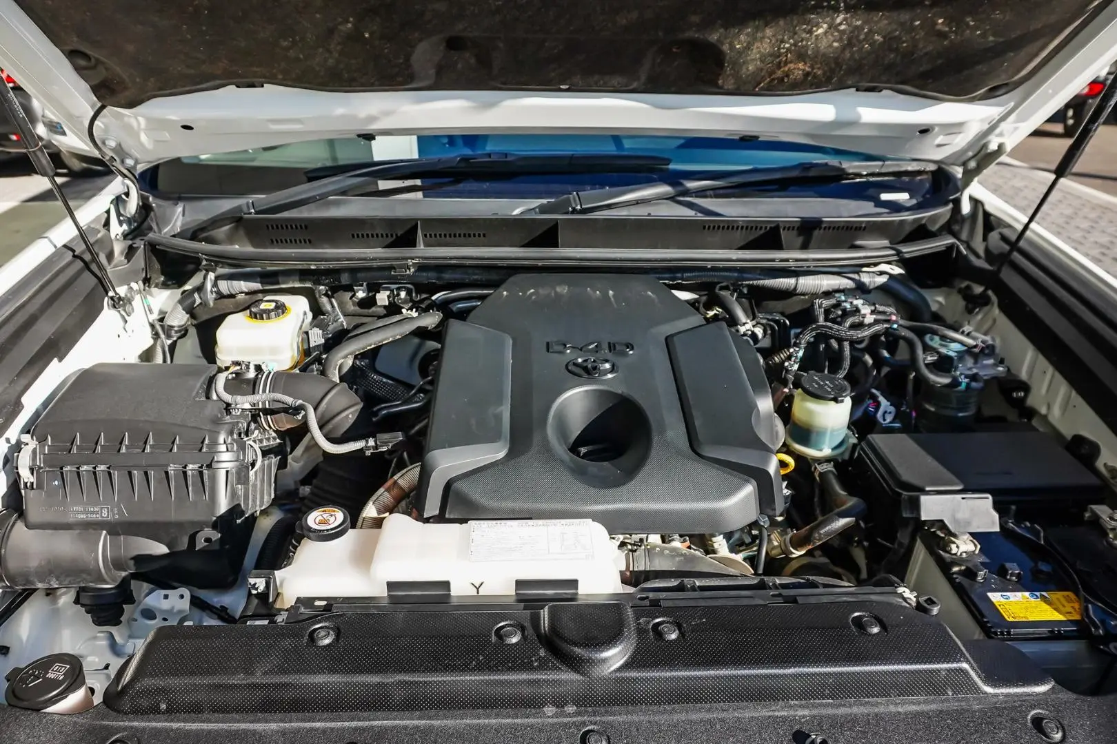 2021 Toyota Landcruiser Prado Gallery Image 27