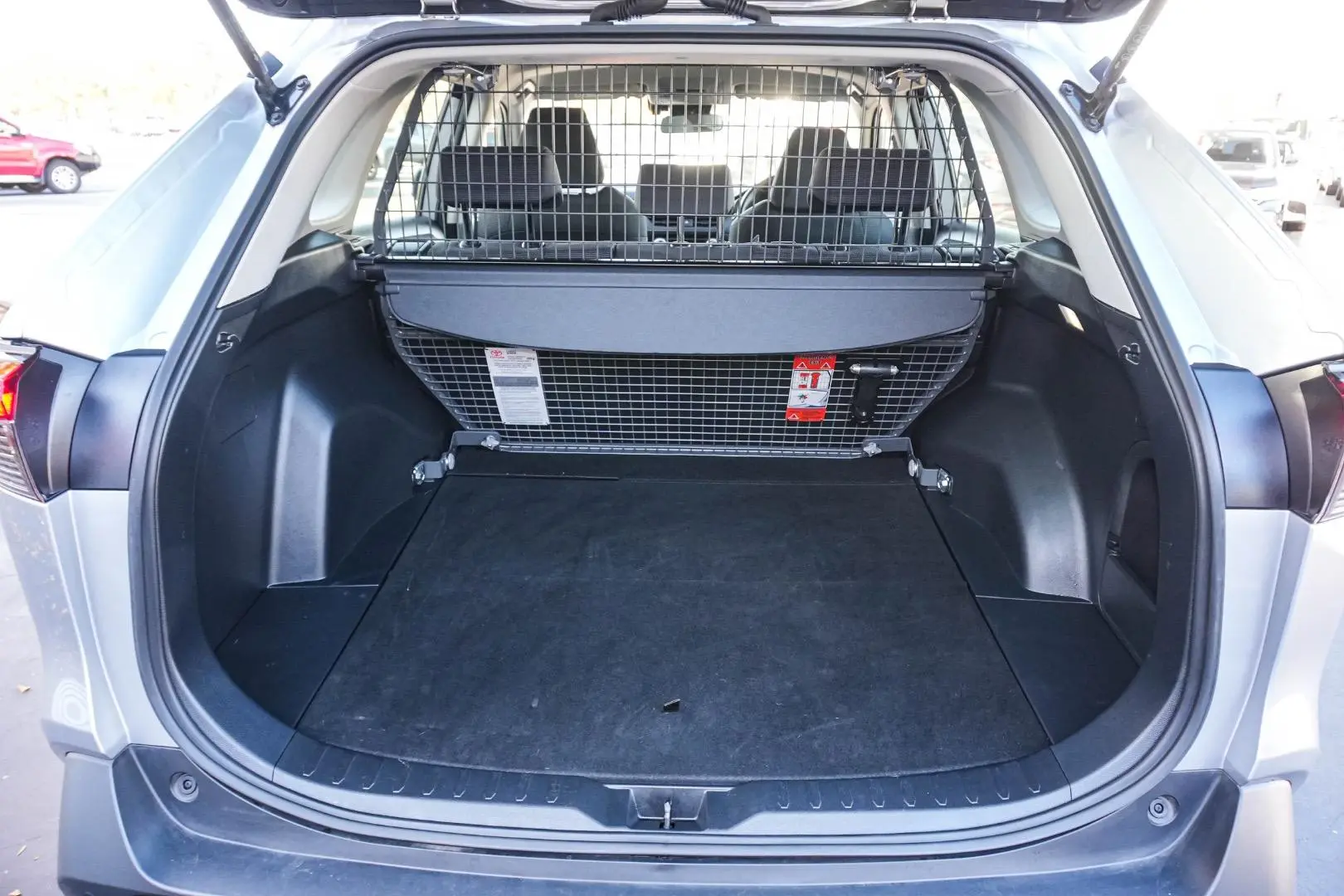 2022 Toyota RAV4 Gallery Image 11