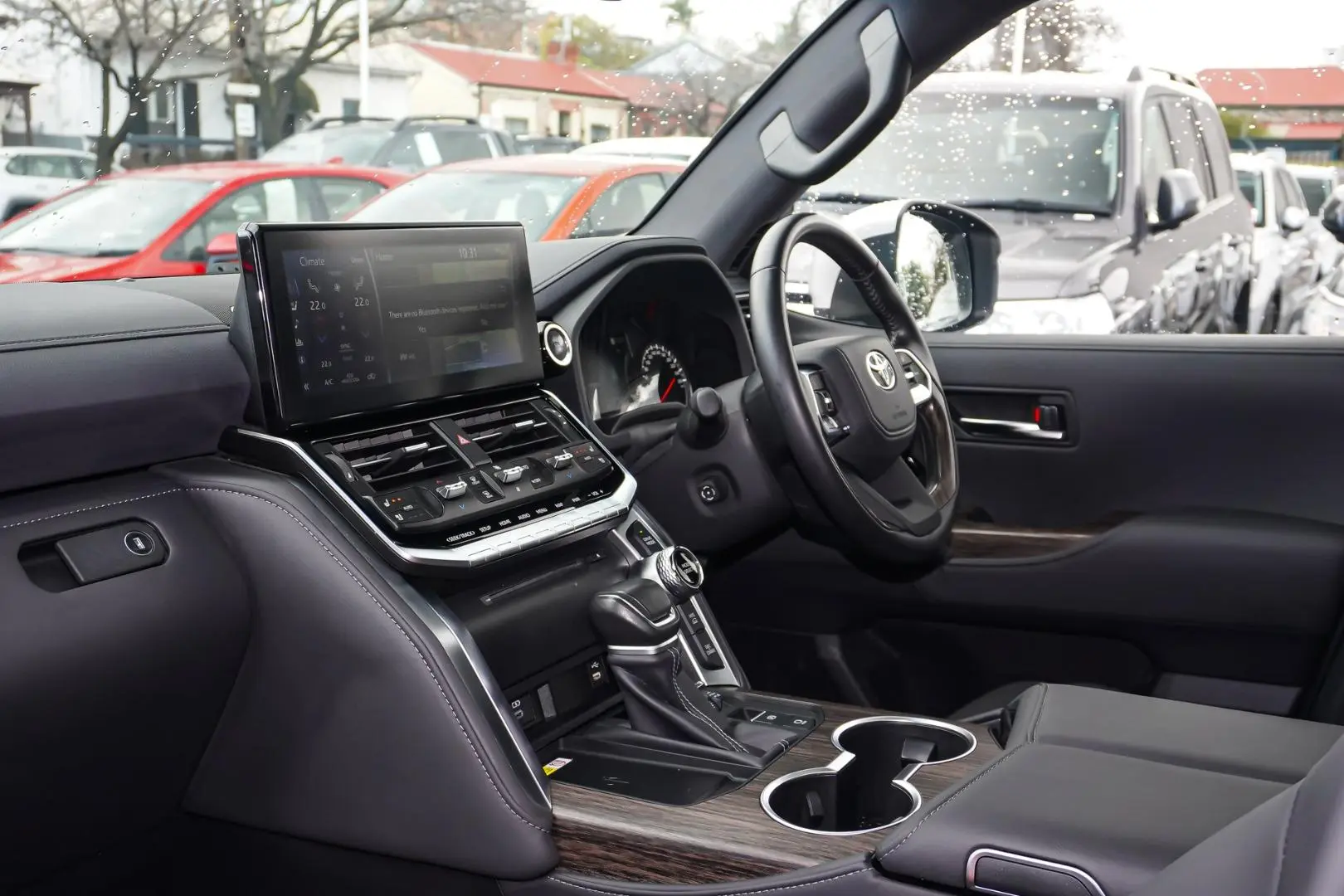 2024 Toyota Landcruiser Gallery Image 10