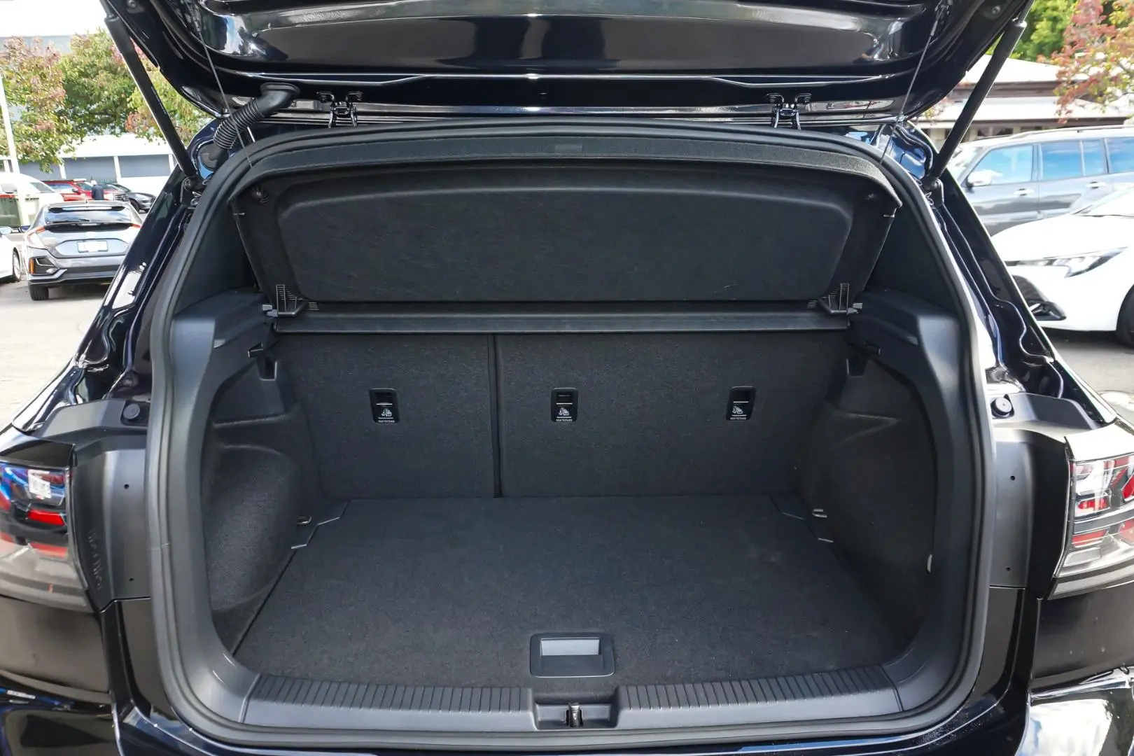 2024 Volkswagen T-Cross Gallery Image 9