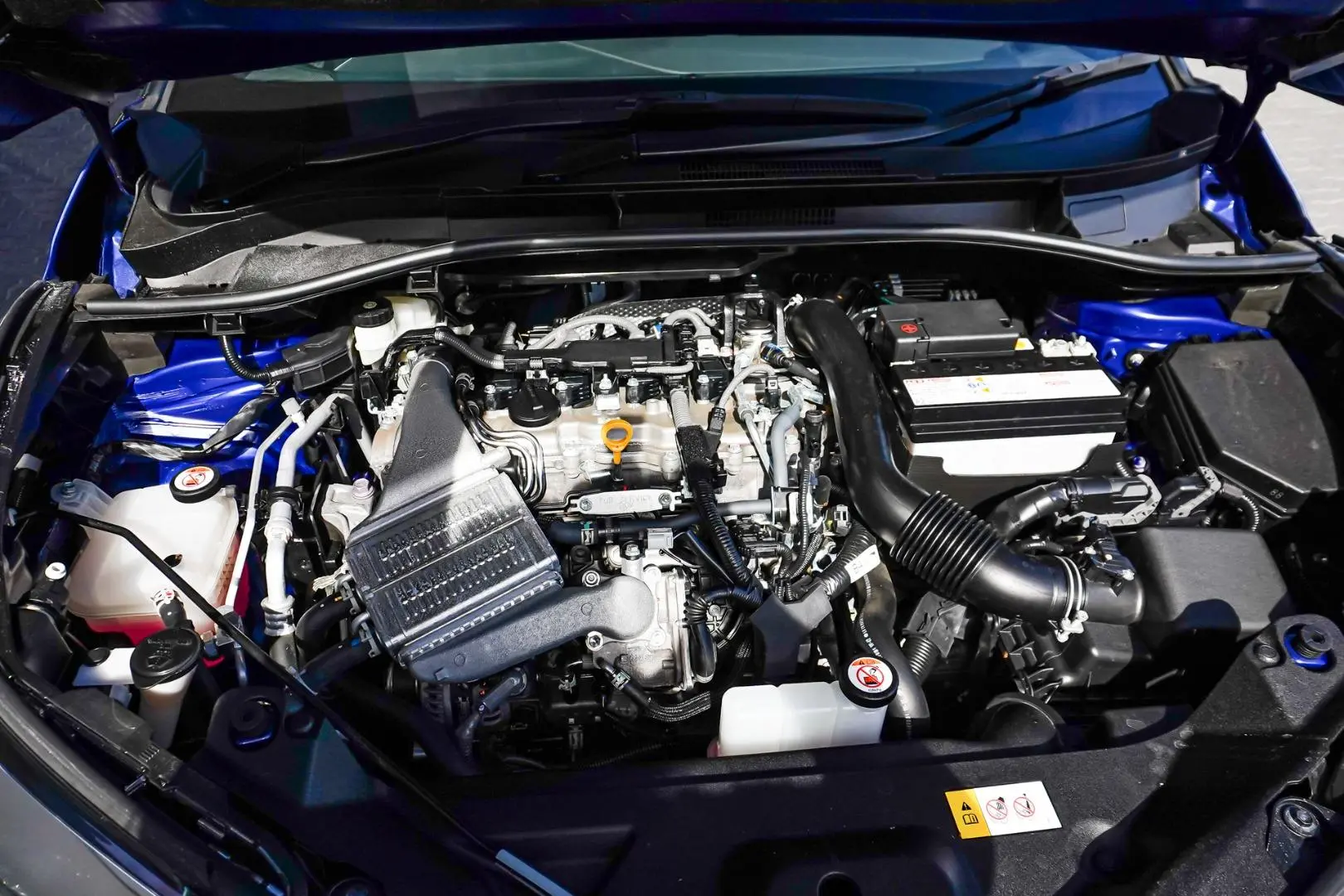 2023 Toyota C-HR Gallery Image 24