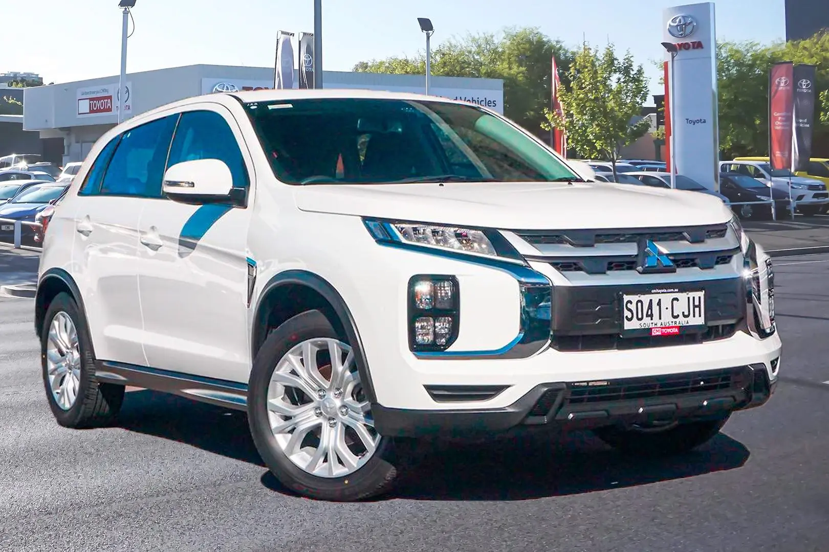 2019 Mitsubishi ASX Gallery Image 1