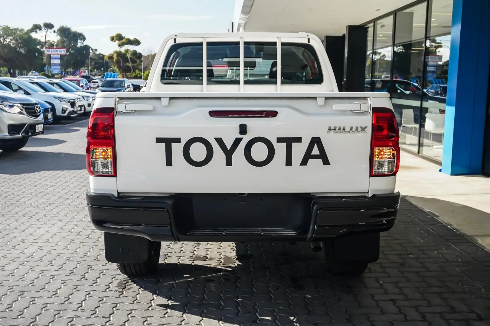2024 Toyota Hilux Gallery Image 6