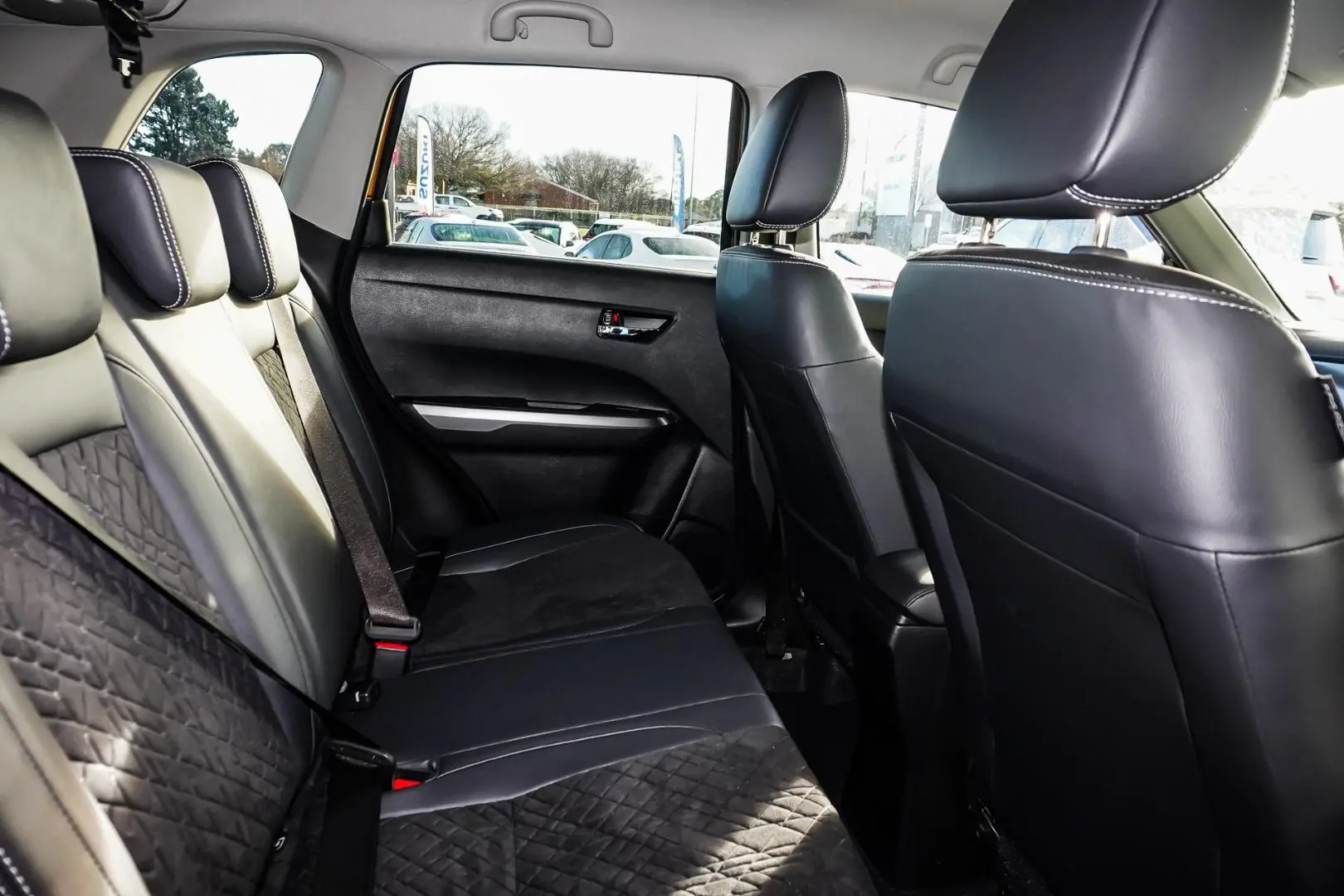 2023 Suzuki Vitara Gallery Image 8