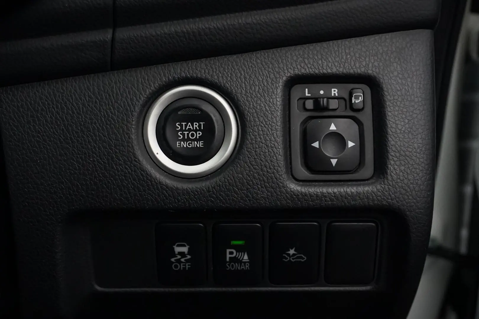 2018 Mitsubishi Pajero Sport Gallery Image 23