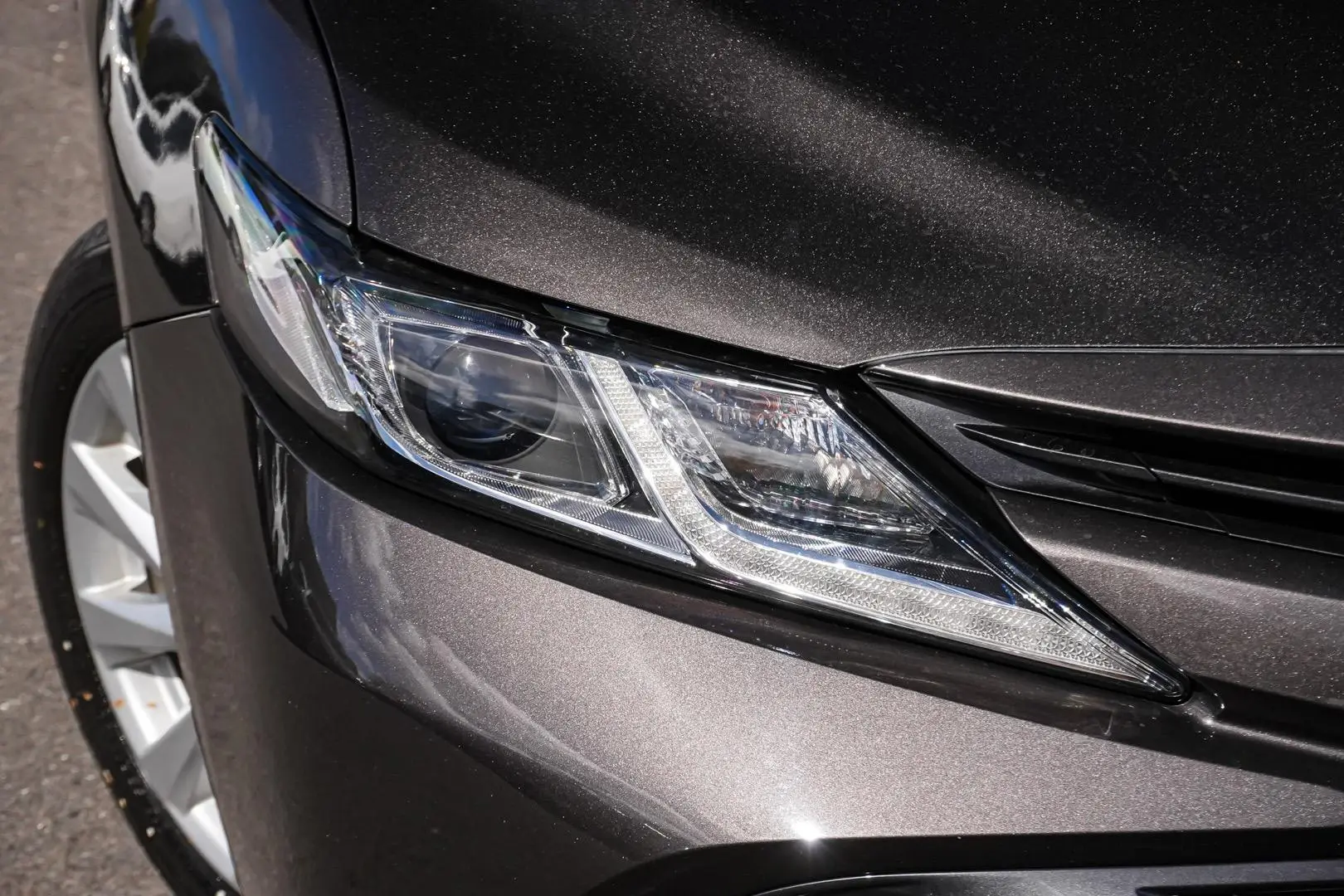 2018 Toyota Camry Gallery Image 12