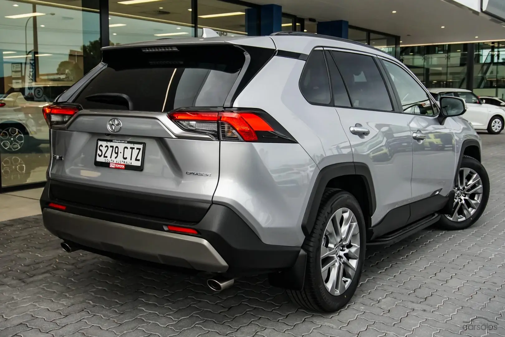 2022 Toyota RAV4 Image 2