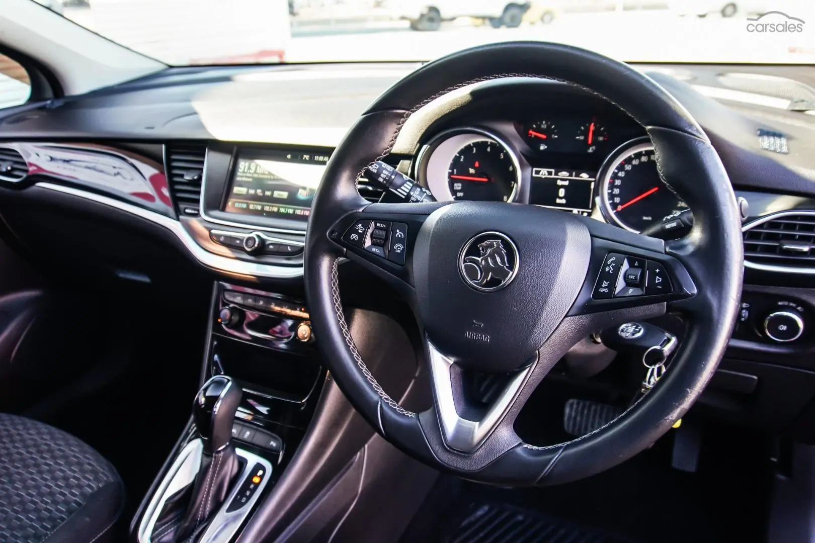 2017 Holden Astra Image 6