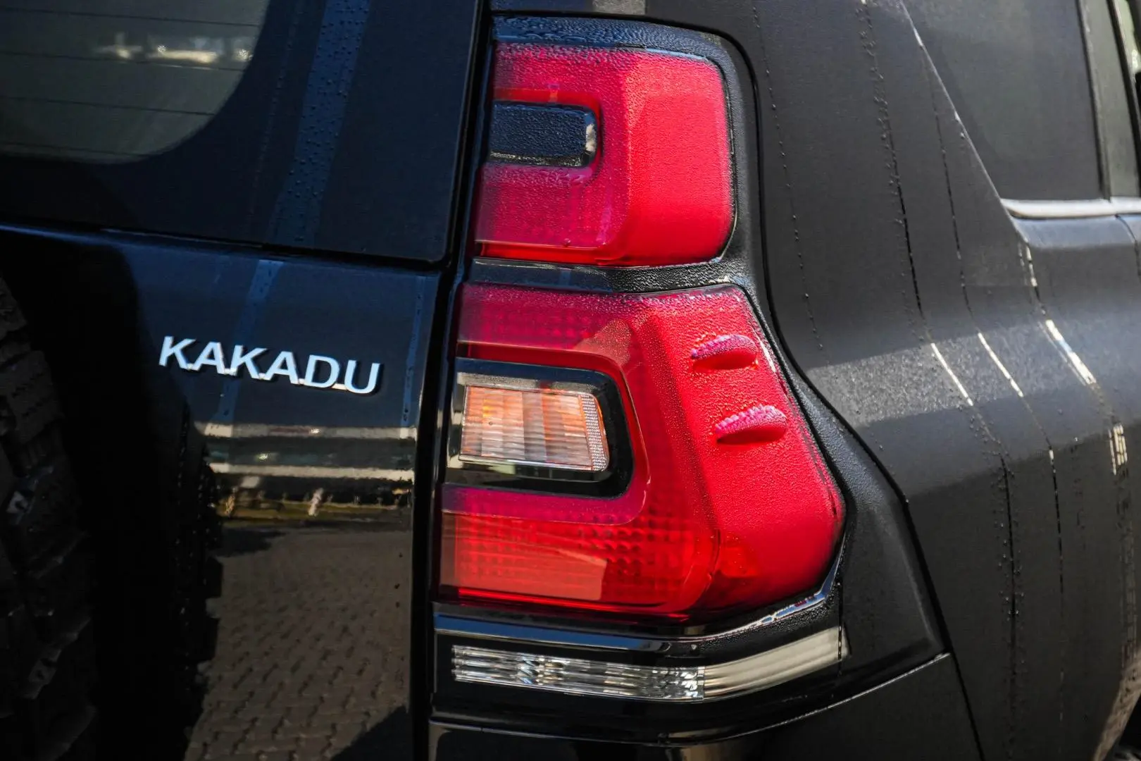 2022 Toyota Landcruiser Prado Gallery Image 14