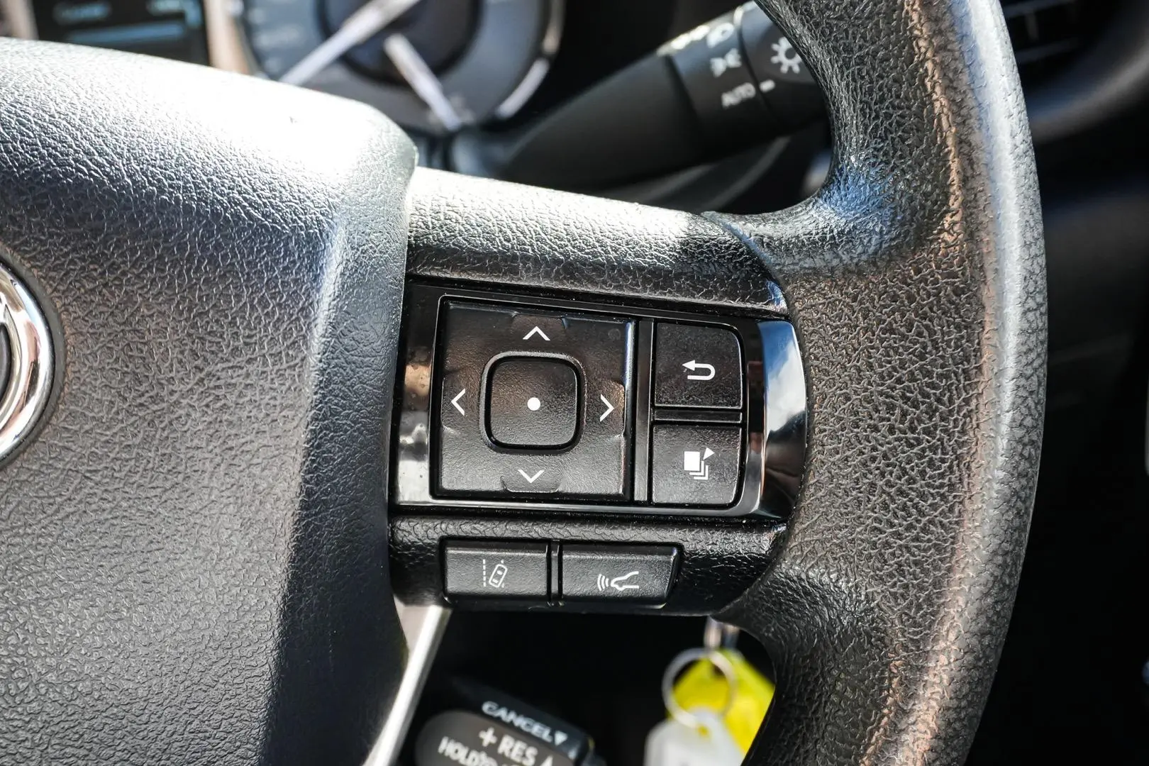 2021 Toyota Hilux Gallery Image 19