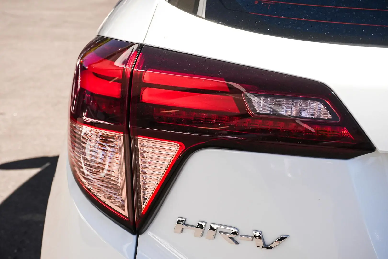 2017 Honda HR-V Gallery Image 8