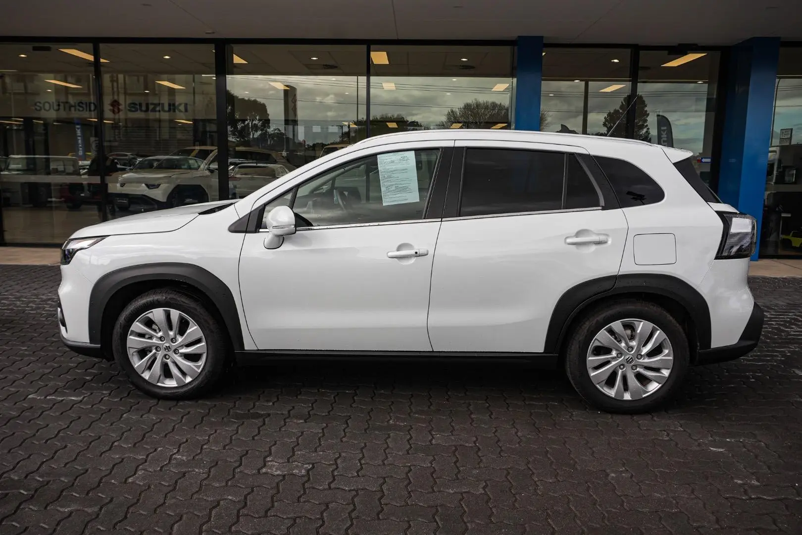 2024 Suzuki S-Cross Gallery Image 4