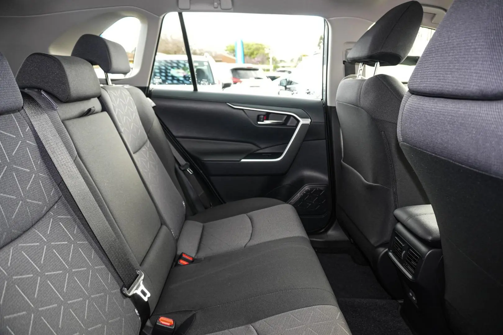 2024 Toyota RAV4 Gallery Image 9