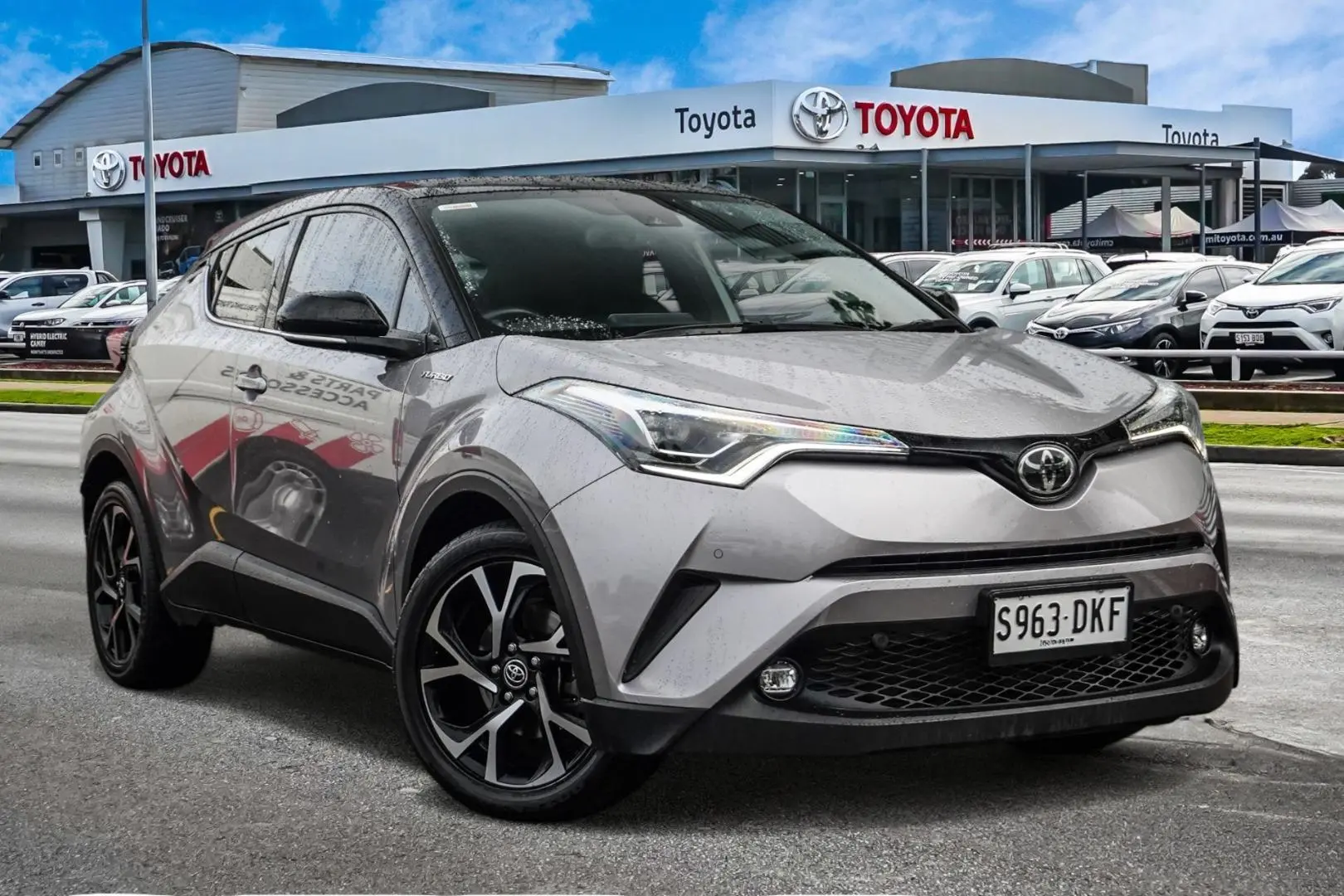 2018 Toyota C-HR Image