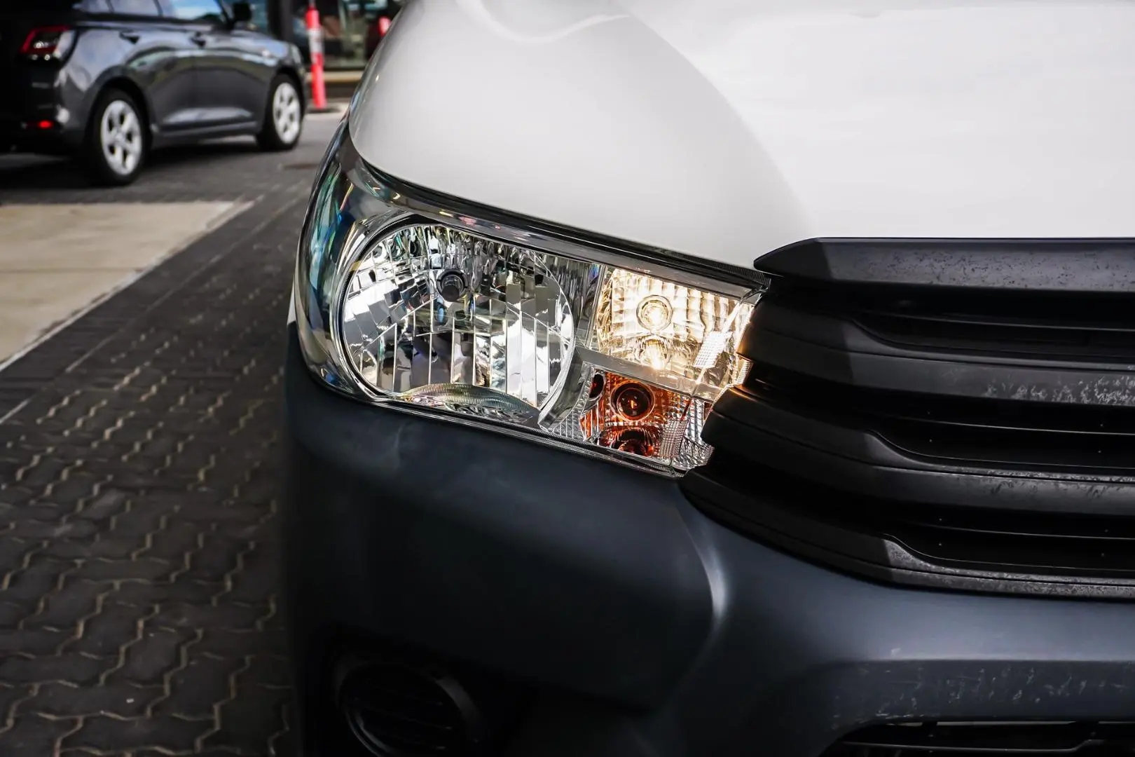 2020 Toyota Hilux Gallery Image 9