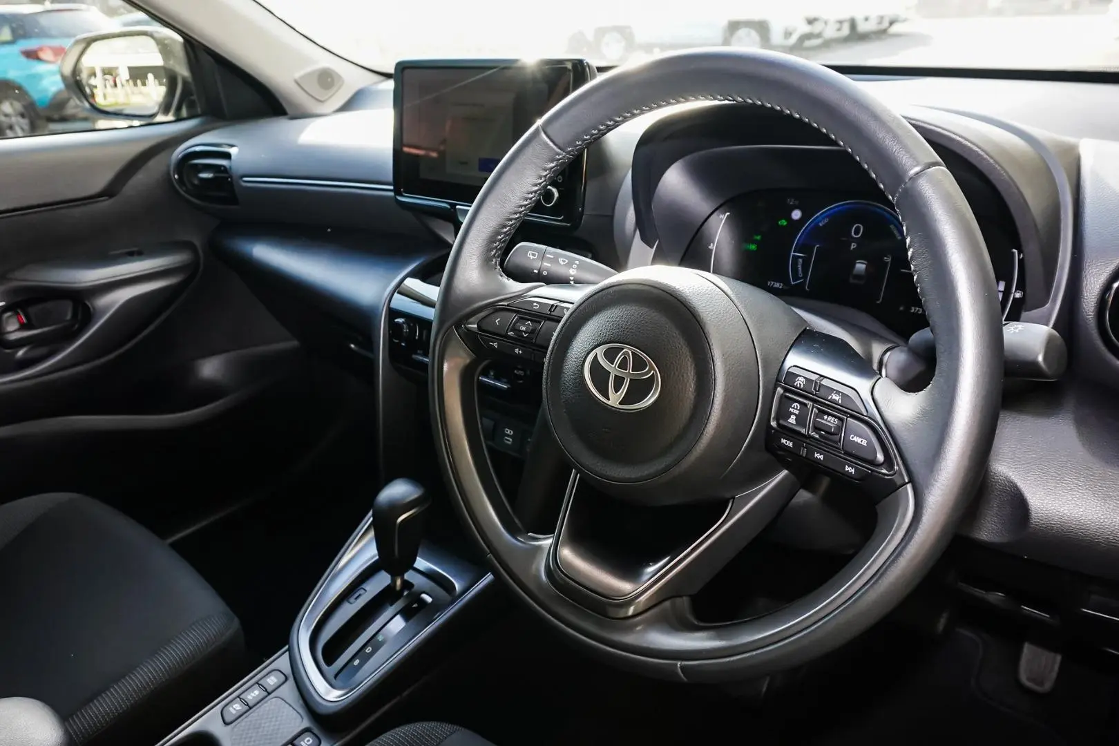 2024 Toyota Yaris Cross Gallery Image 6