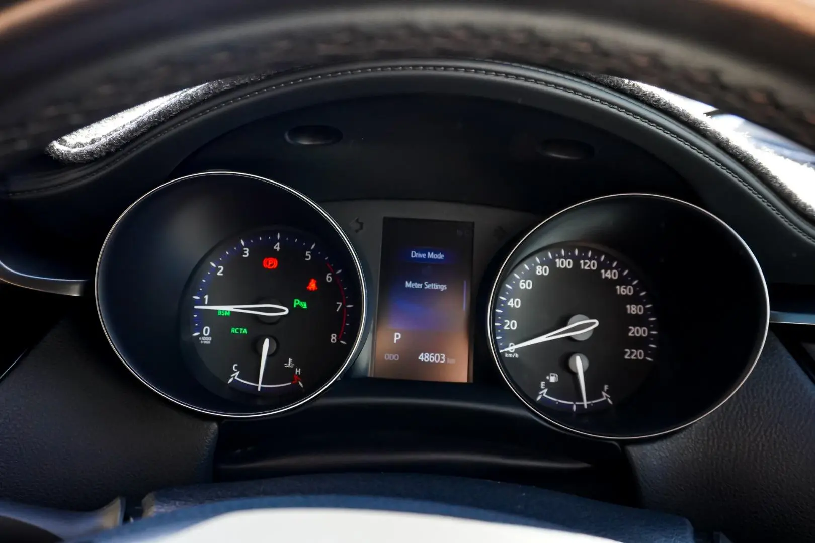 2018 Toyota C-HR Gallery Image 18