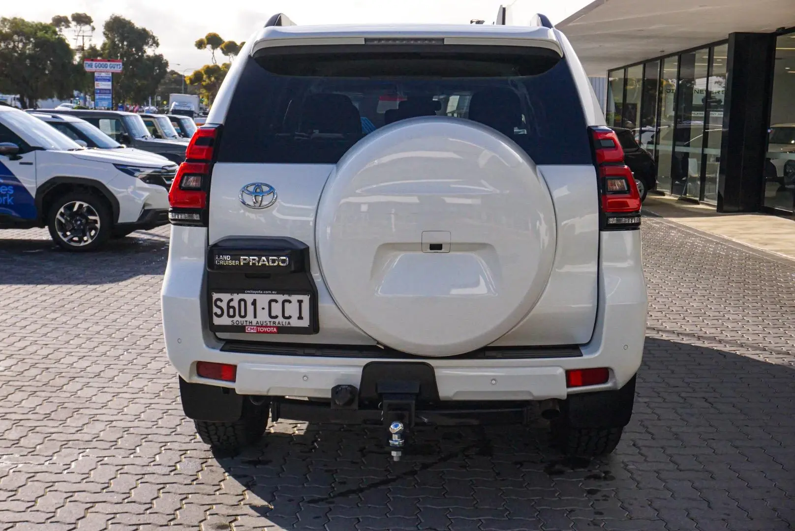 2019 Toyota Landcruiser Prado Gallery Image 6