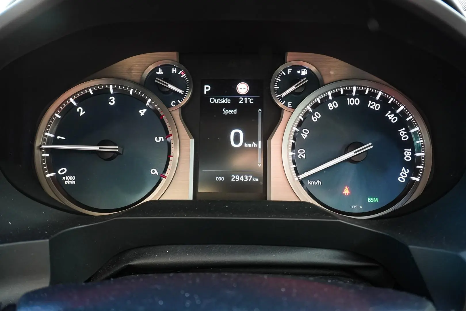 2023 Toyota Landcruiser Prado Gallery Image 17