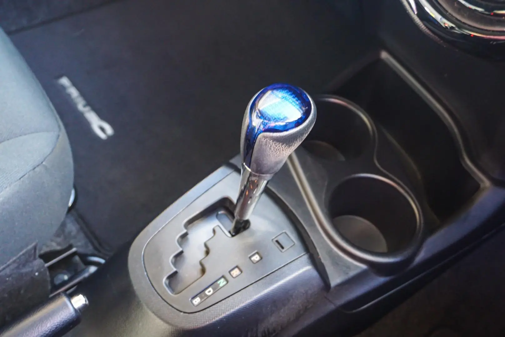 2018 Toyota Prius C Gallery Image 18