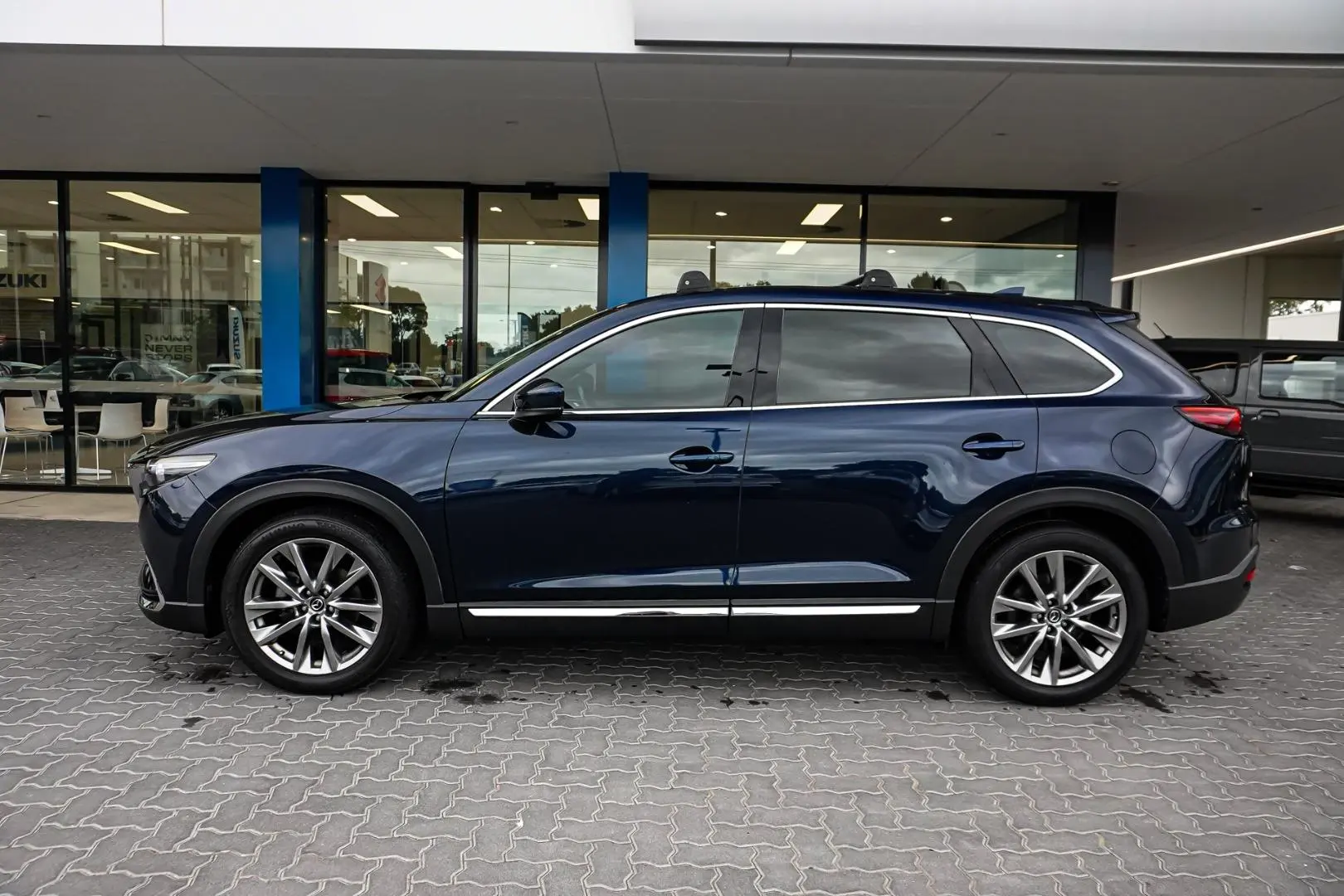 2017 Mazda CX-9 Gallery Image 4