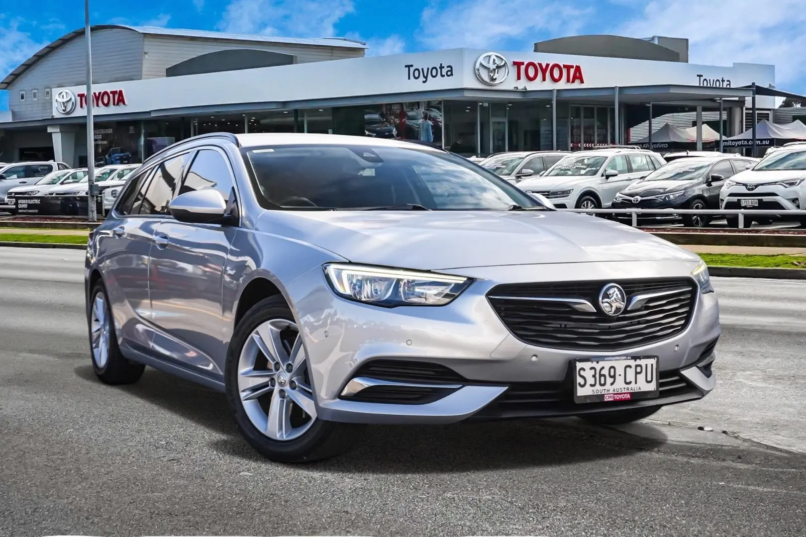 2018 Holden Commodore Image