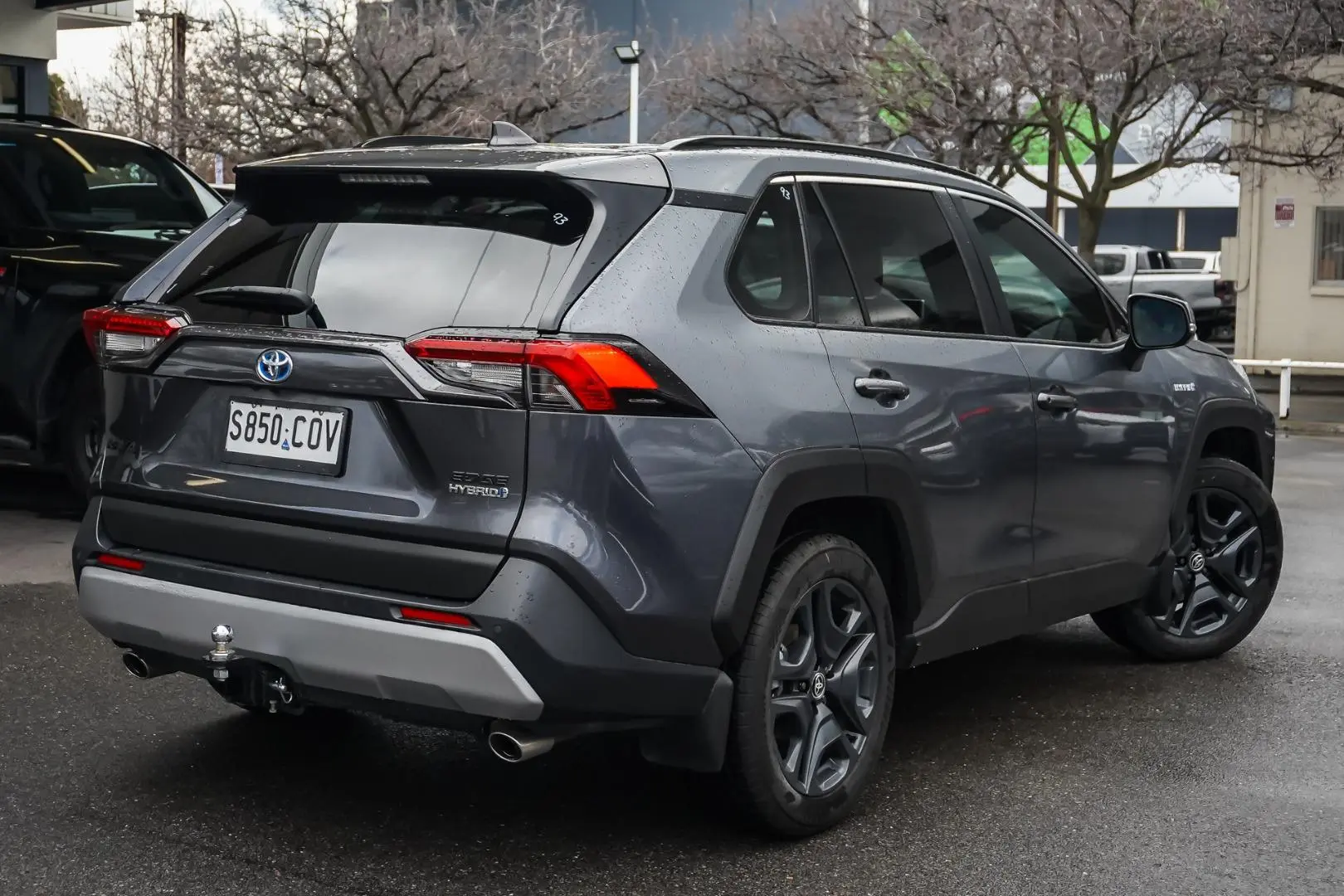 2022 Toyota RAV4 Gallery Image 3