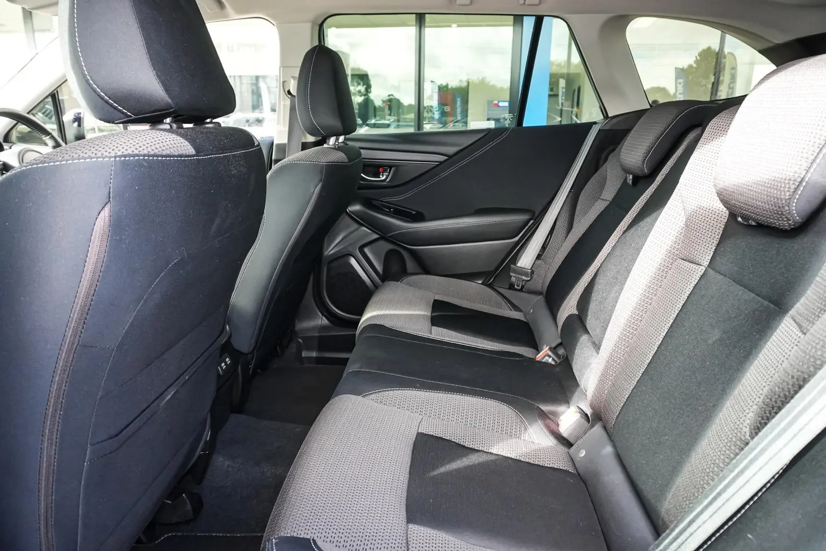 2020 Subaru Outback Gallery Image 8