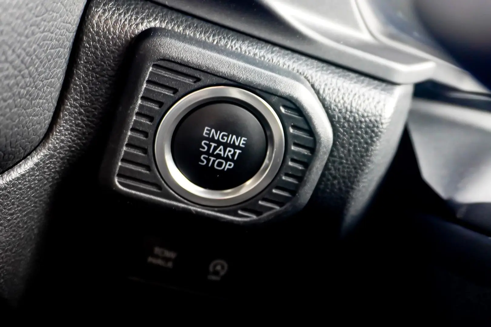 2025 Toyota Landcruiser Prado Gallery Image 26