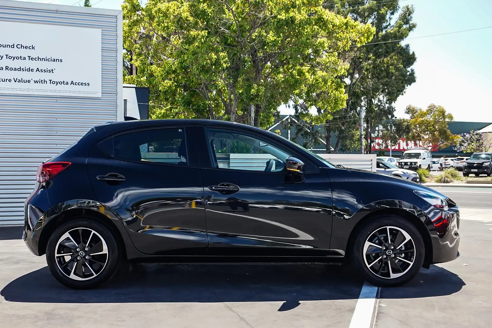 2023 Mazda 2 Gallery Image 4