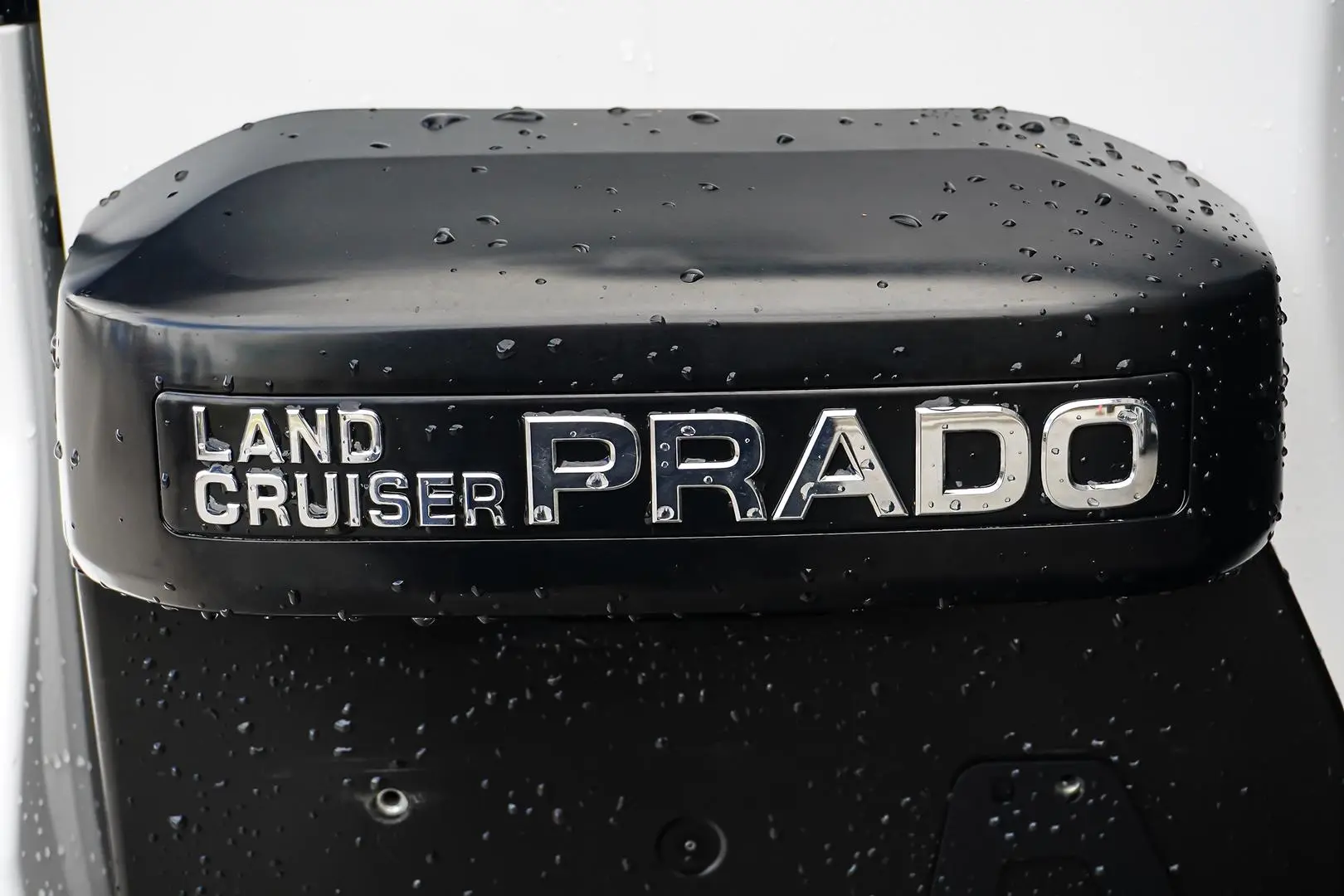 2019 Toyota Landcruiser Prado Gallery Image 15