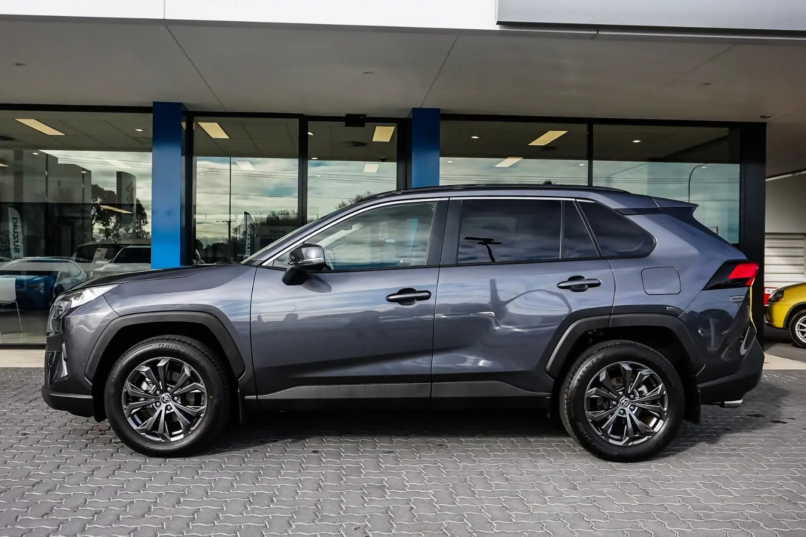 2024 Toyota RAV4 Gallery Image 3