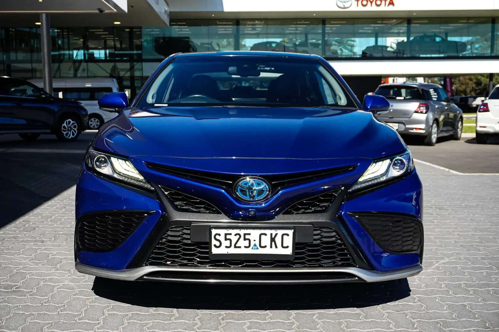 2021 Toyota Camry Gallery Image 5