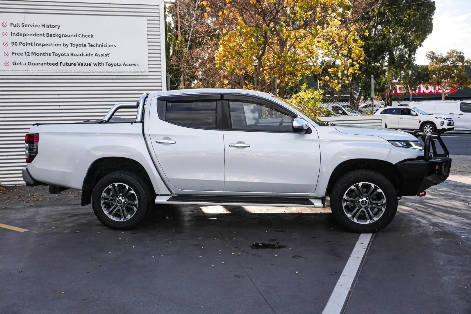 2019 Mitsubishi Triton Gallery Image 4