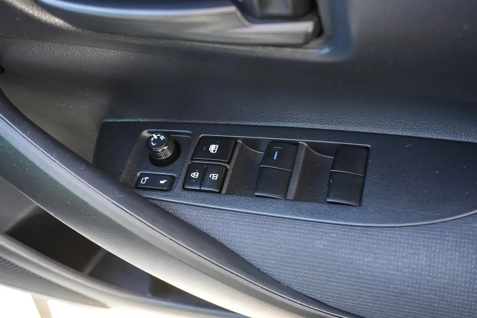 2021 Toyota Corolla Gallery Image 16