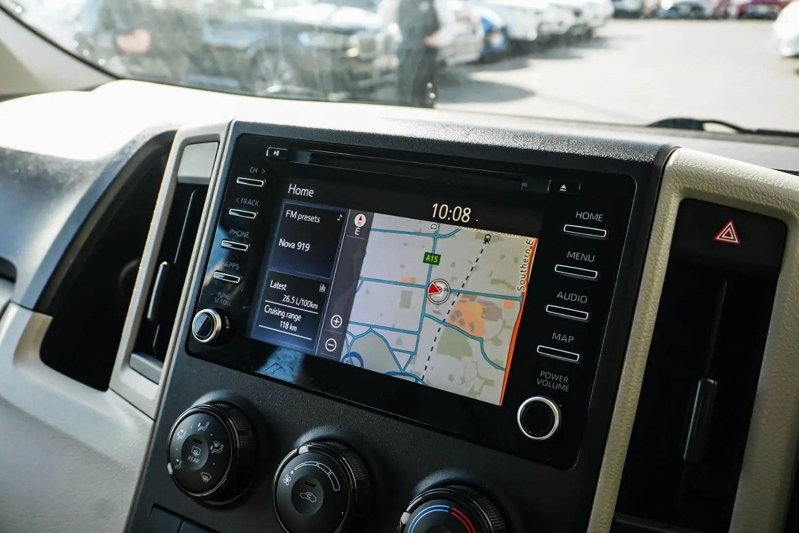 2019 Toyota Hiace Gallery Image 22